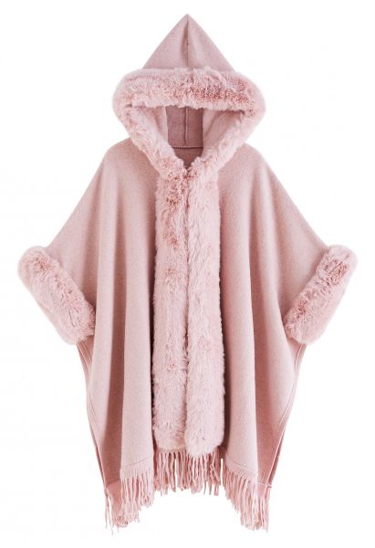 Poncho rosa con cappuccio in pelliccia sintetica con frange