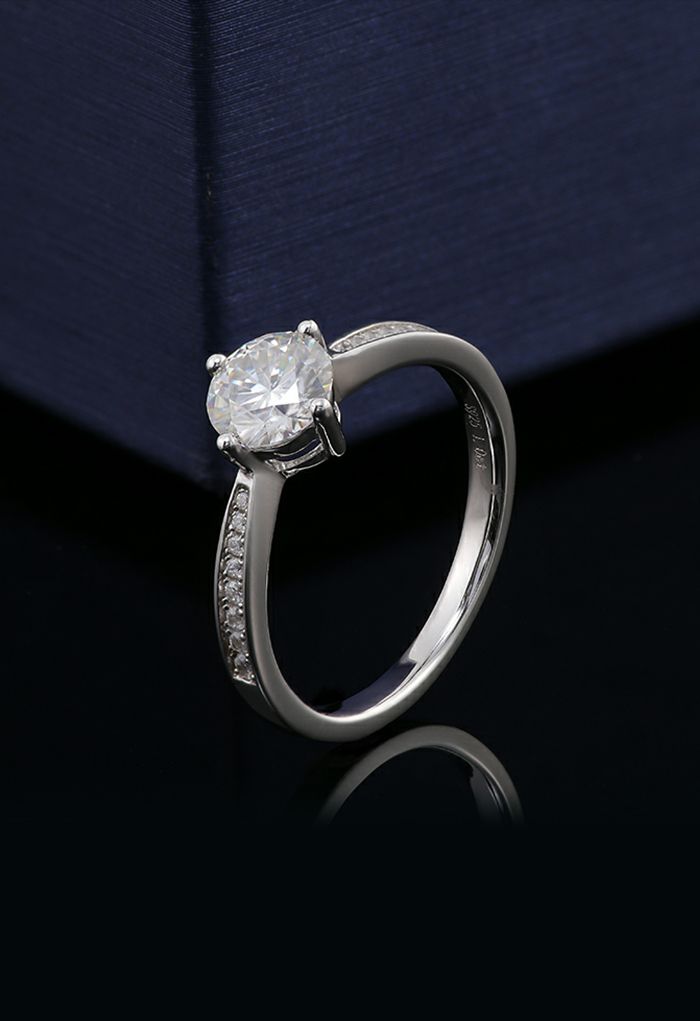 Eccezionale anello con diamante moissanite