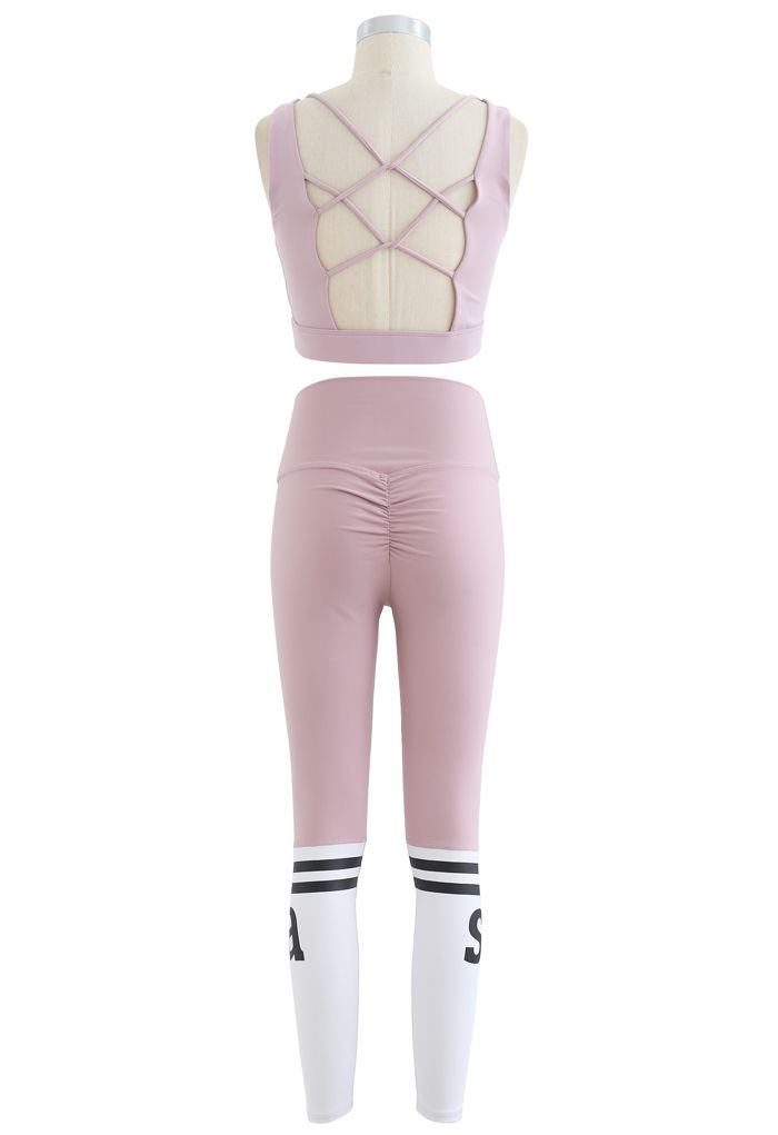 Reggiseno sportivo con lacci sulla schiena e leggings per il sollevamento del sedere in rosa