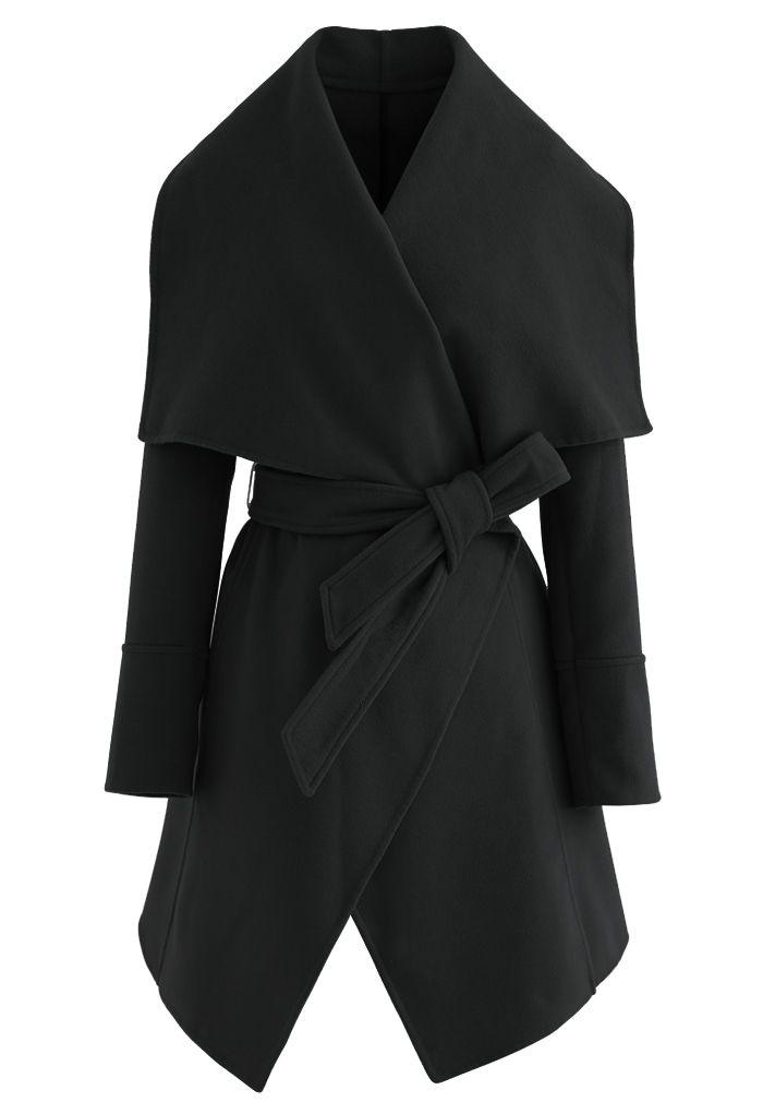 Cappotto in misto lana avvolto con cintura con risvolto largo in nero