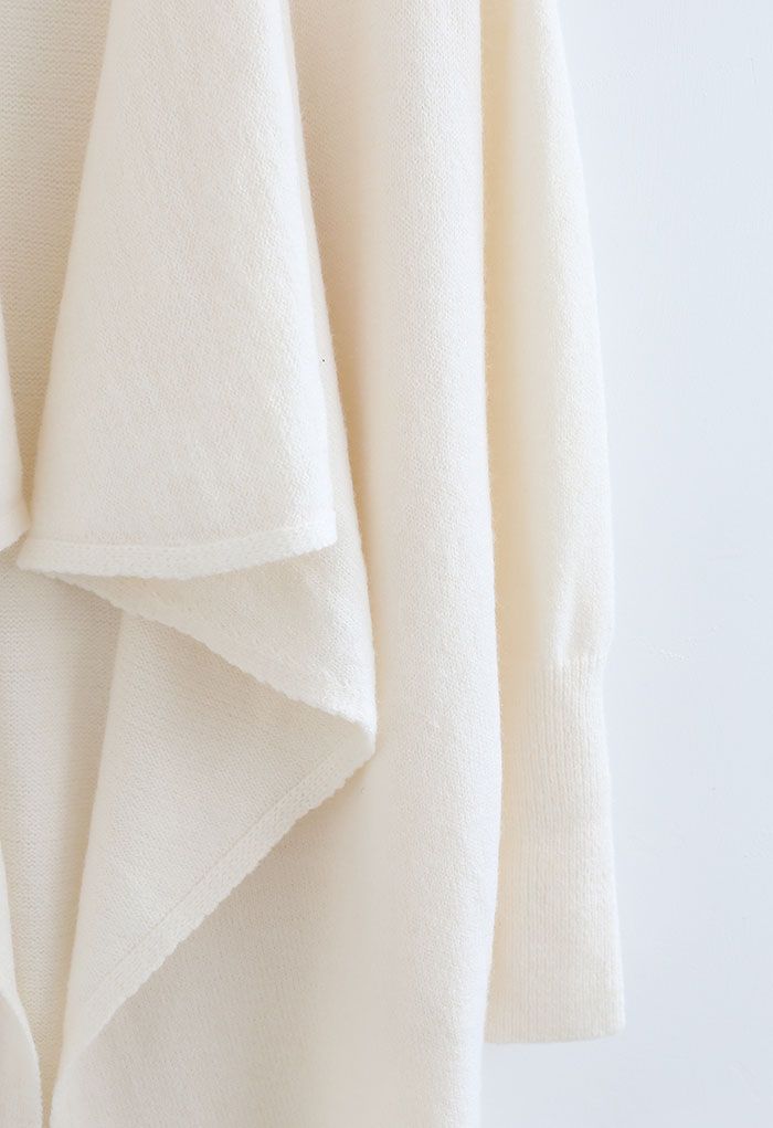 Cardigan lungo in maglia a cascata color crema