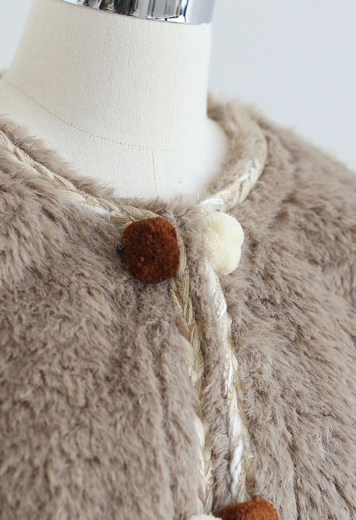 Cappotto in camoscio con pelliccia sintetica decorata con palline a contrasto color kaki