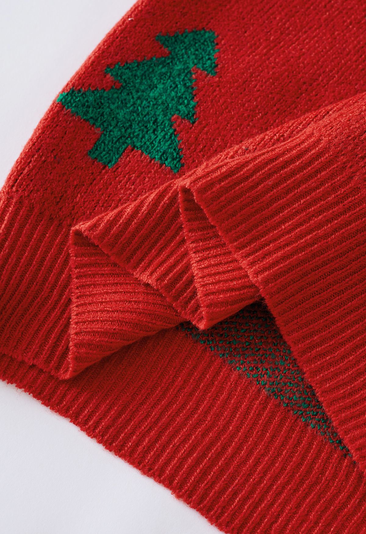 Maglione lavorato a maglia albero di Natale con paillettes in rosso