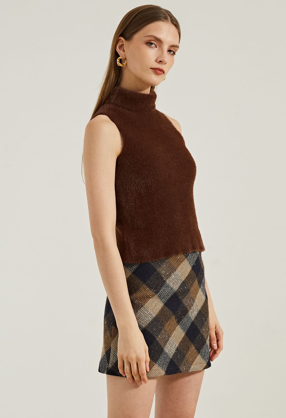 Minigonna in tweed a quadri retrò color marrone chiaro