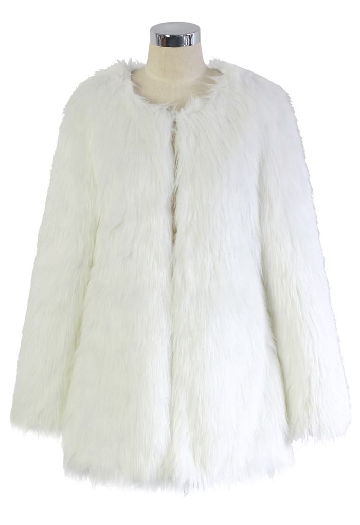 Cappotto in pelliccia sintetica bianca Glam Chicwish