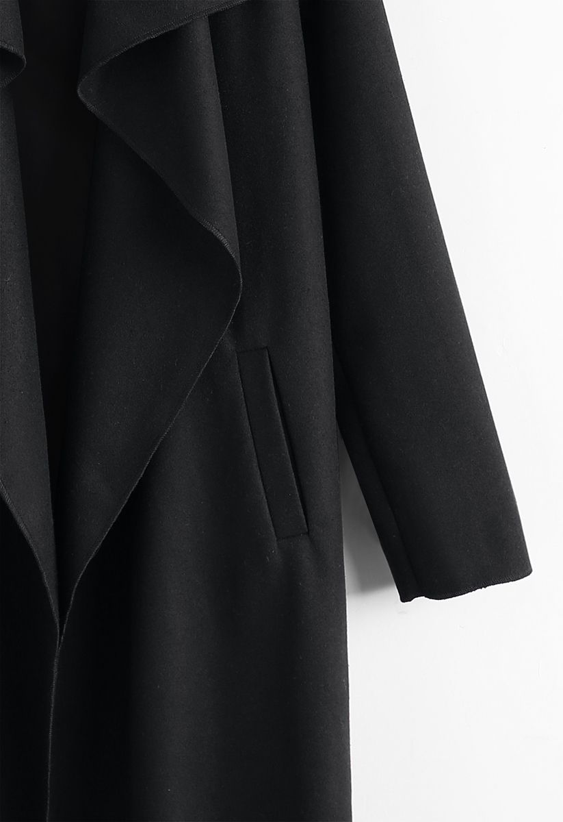 Cappotto in misto lana con apertura frontale libera in nero