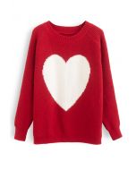 Maglione oversize in maglia a costine con un cuore rosso